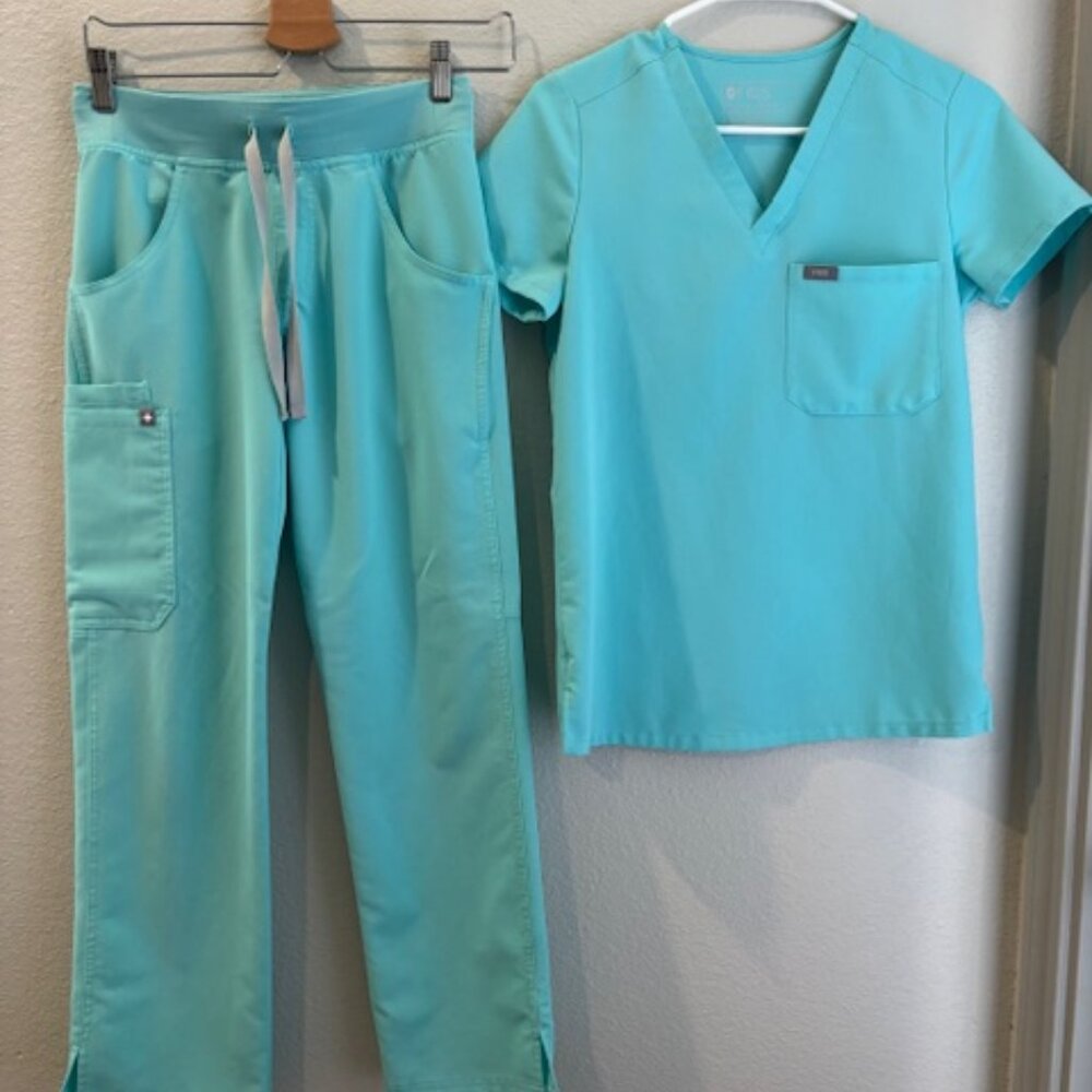 Figs Blue Medical Scrub Set V-Neck Top and Drawstring Pants